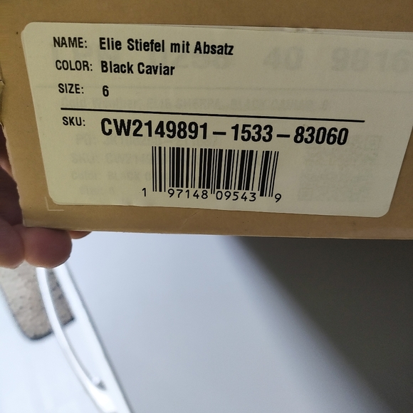 Brand new Black Caviar size 6 boots - Picture 5 of 5